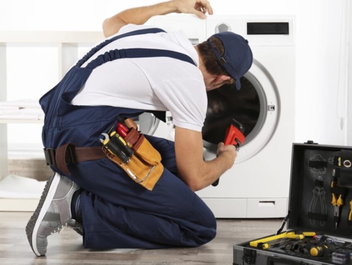 maintenance-companies-in-dubai-ar-B-18-03-1024x640